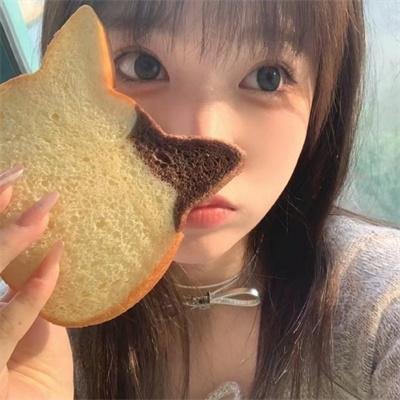 福尔摩斯小姐